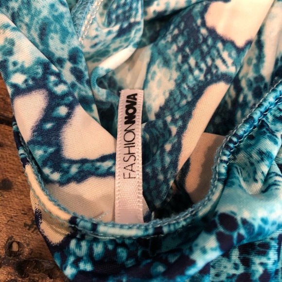 Fashion Nova 2 Pc Swimsuit Cardigan Set- SMALL - Picture 4 of 5